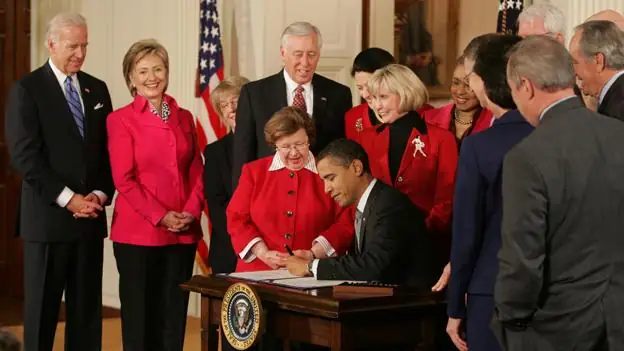 President Obama signs the Lilly Ledbetter Fair Pay Act, January 2009.